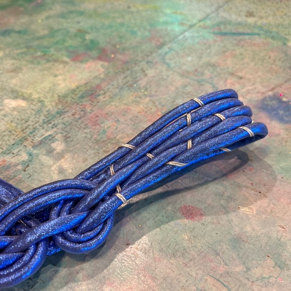 80s Metallic Blue Belt - Picture 5 of 7